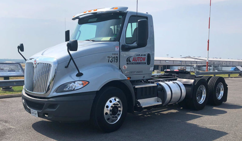 Tandem Axle Day Cab full